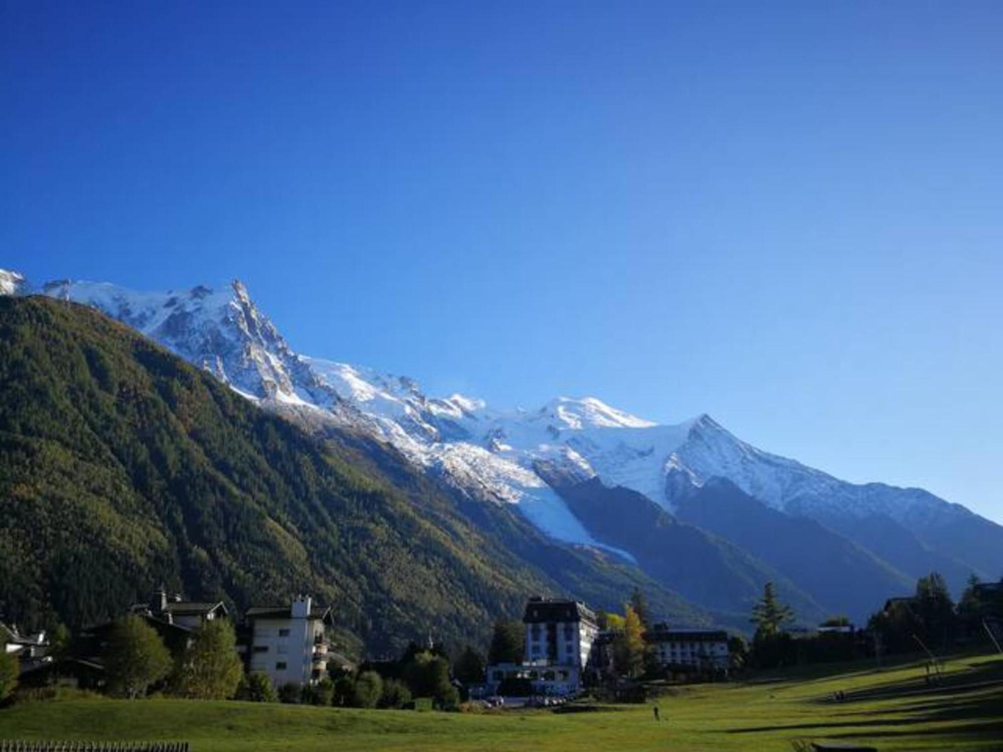 Le Savoy - Terrasse Avec Vue Sur Le Mont-Blanc Lägenhet Chamonix Exteriör bild